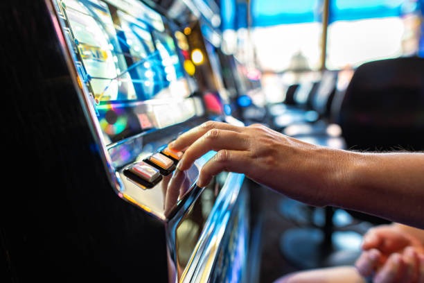 Lucky Twins slot game interface showing linked reels